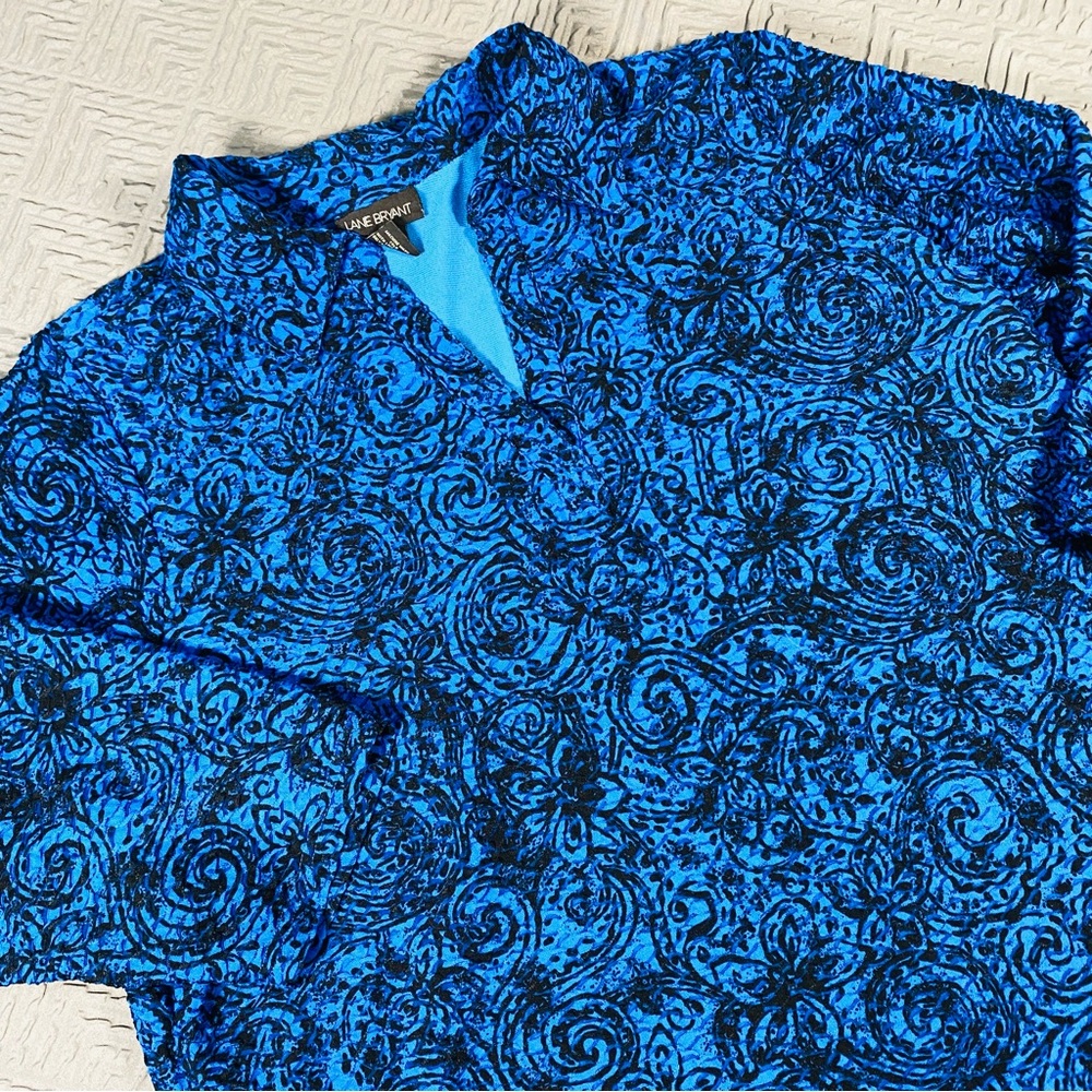 Lane Bryant Blue & Black Textured Knit Blouse Plus Size 26/28 EUC